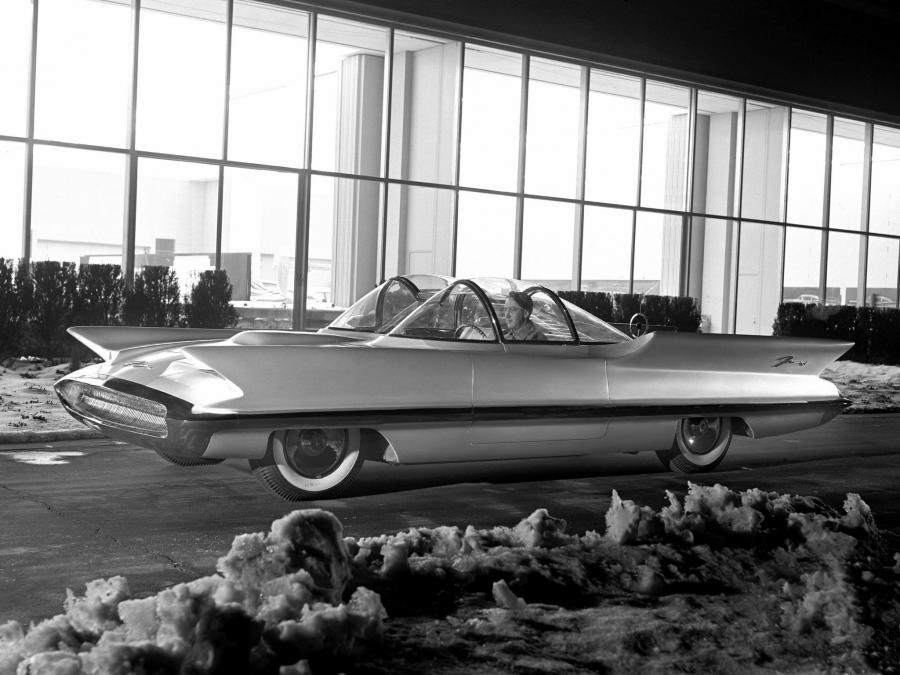 Lincoln Futura Concept Car 1955 года  (фото 5 из 6)
